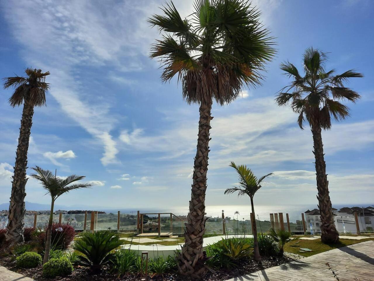 Atico Familiar Vistas Al Mar Apartment Manilva